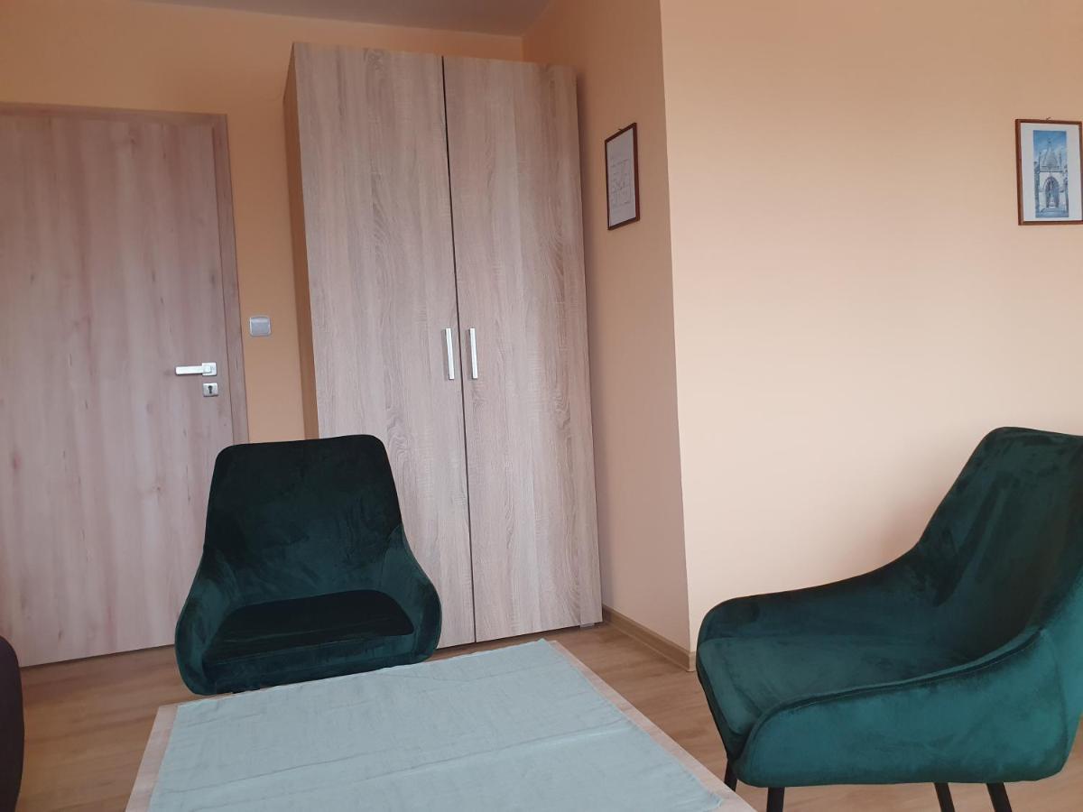Pension Zelený strom Mikulov Exterior foto